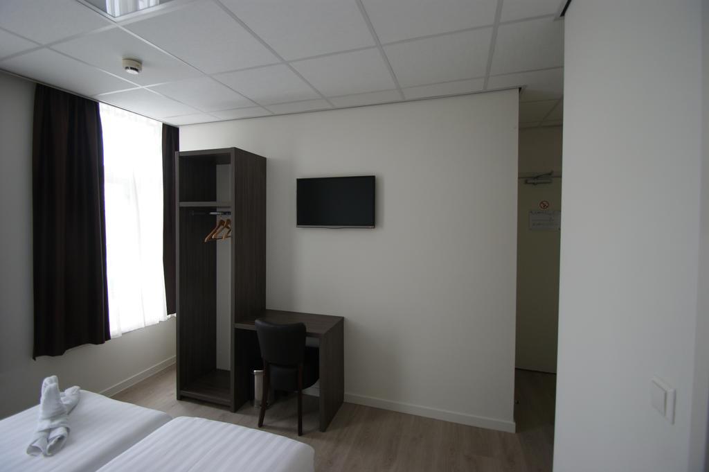 Hotel De Keizerskroon Amsterdam-Schiphol-Halfweg Exterior photo